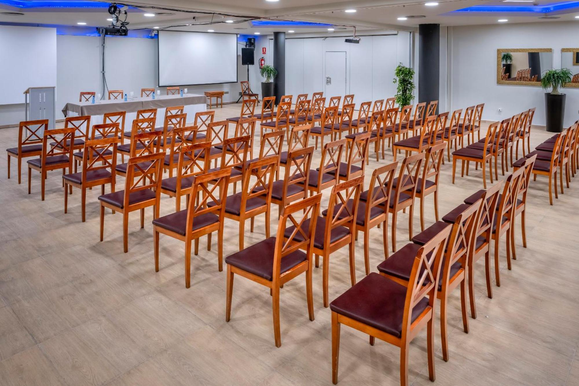4r Gran Regina Hotel